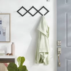 Accordian 10 Hooks Rail Matte Black - Brightroom™